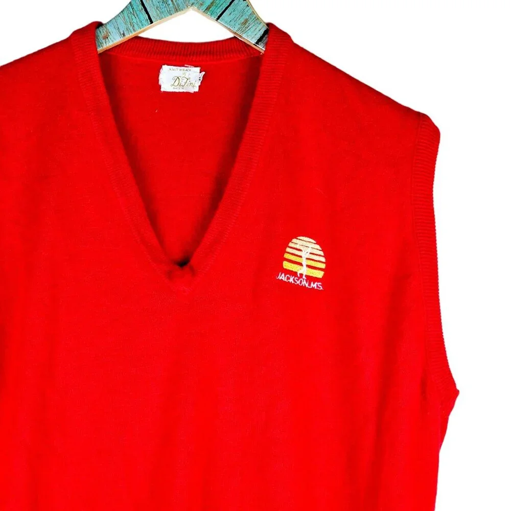Vintage DiFini Red Jackson, MS Red Golf Vest, Pullover, Sz XL